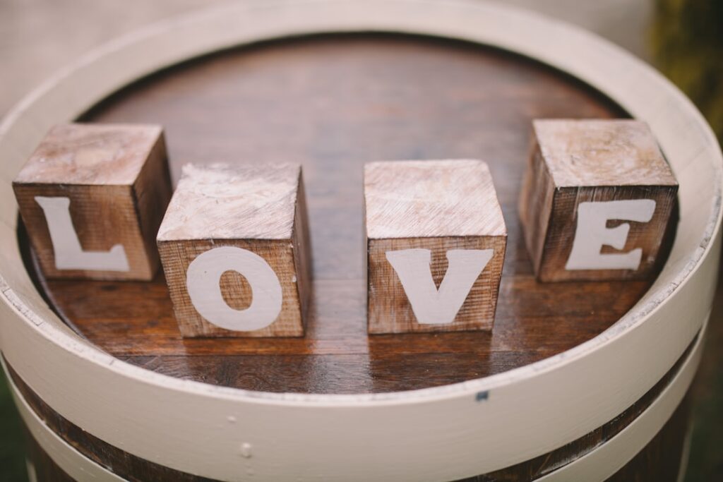 Het opvallende liefdesleven van Herman Brusselmans en zijn vriendin Lena